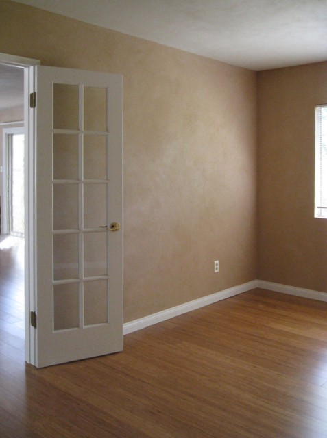 Clay plaster in Kim Kane's office.